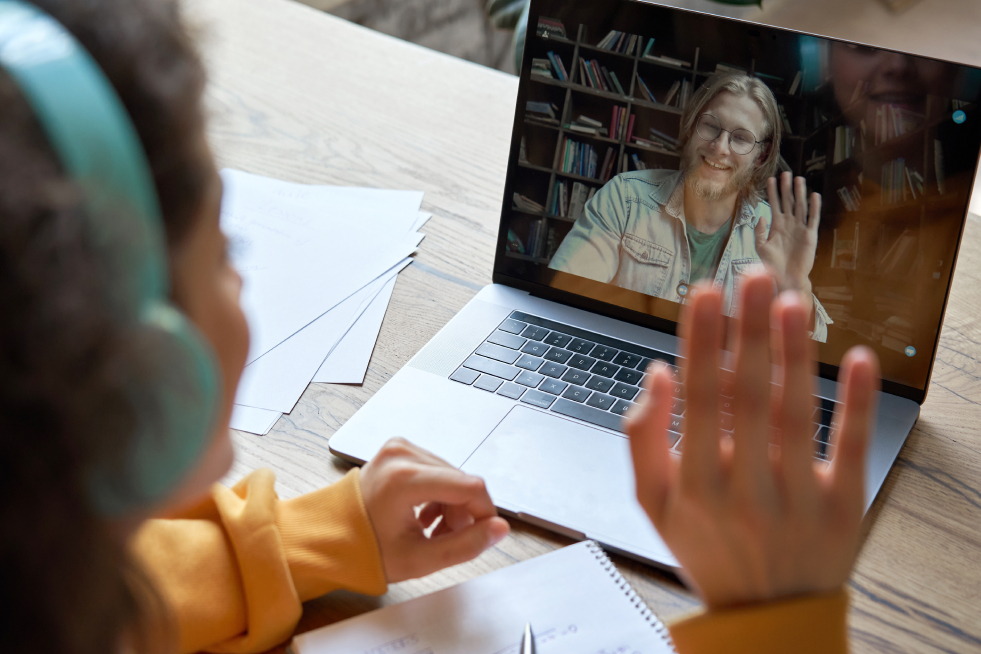 Student attending an online classroom